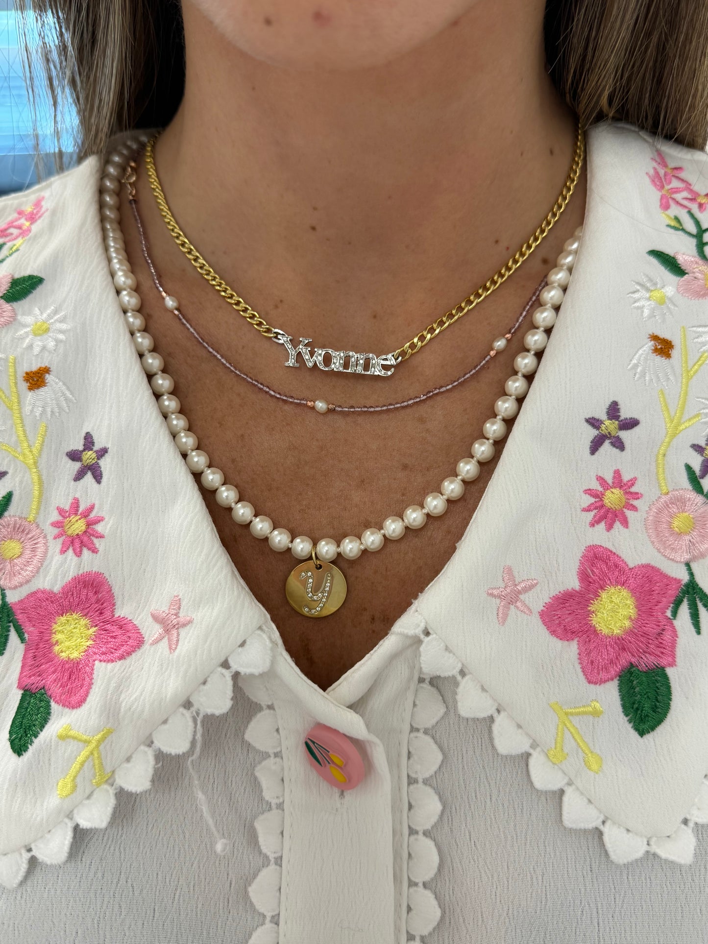 Collana Perle Letter Tag