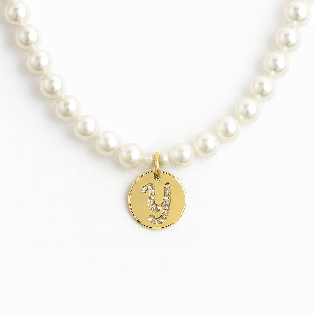Collana Perle Letter Tag